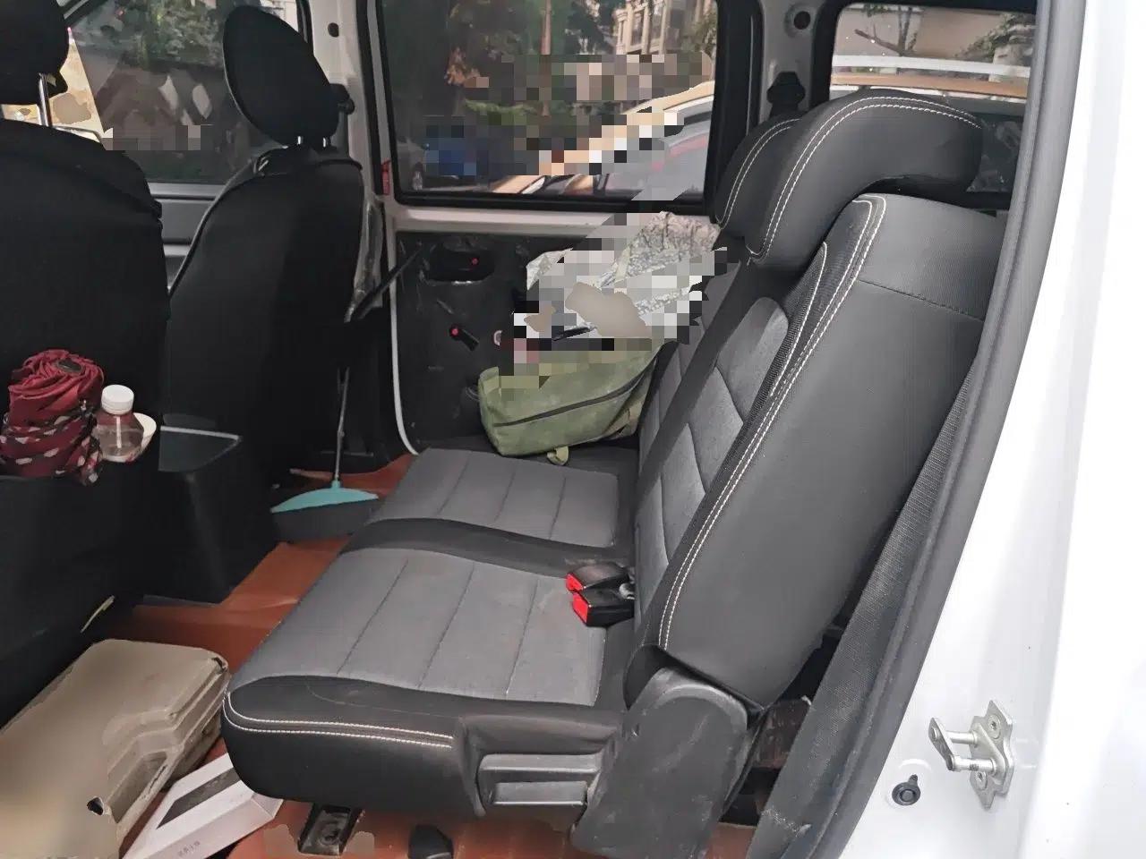 Wuling Hongguang PLUS 2020 1.5L Manual Standard Edition 5 Seats — миниатюра 18