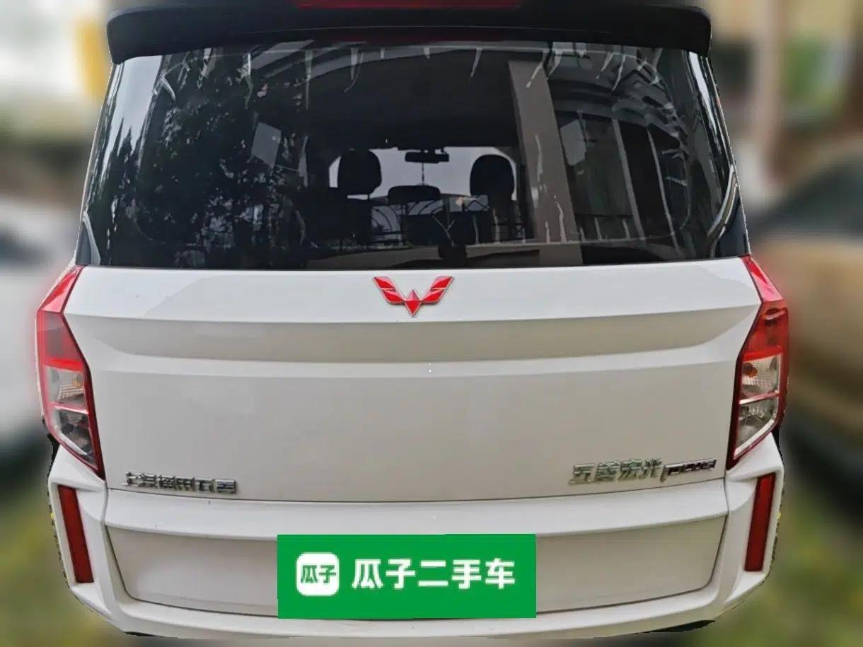 Wuling Hongguang PLUS 2020 1.5L Manual Standard Edition 5 Seats — миниатюра 5