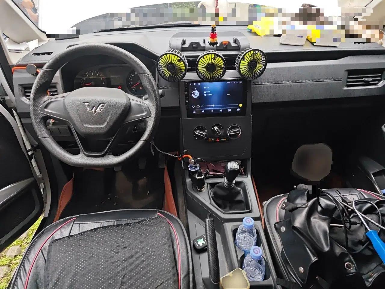 Wuling Hongguang PLUS 2020 1.5L Manual Standard Edition 5 Seats — миниатюра 10