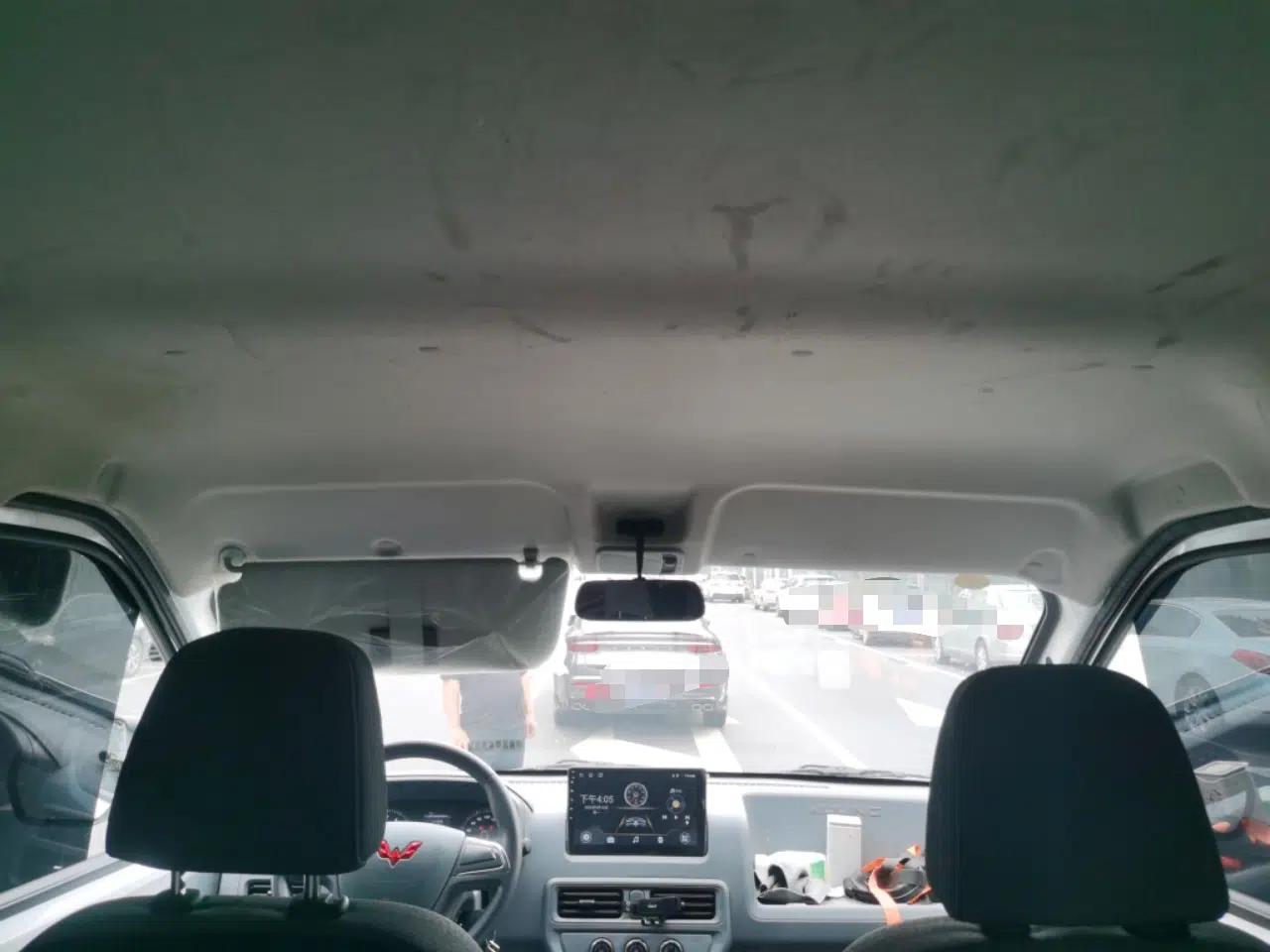 Wuling Yangguang 2024 300KM Comfort Version Passenger Van 75kW — миниатюра 19