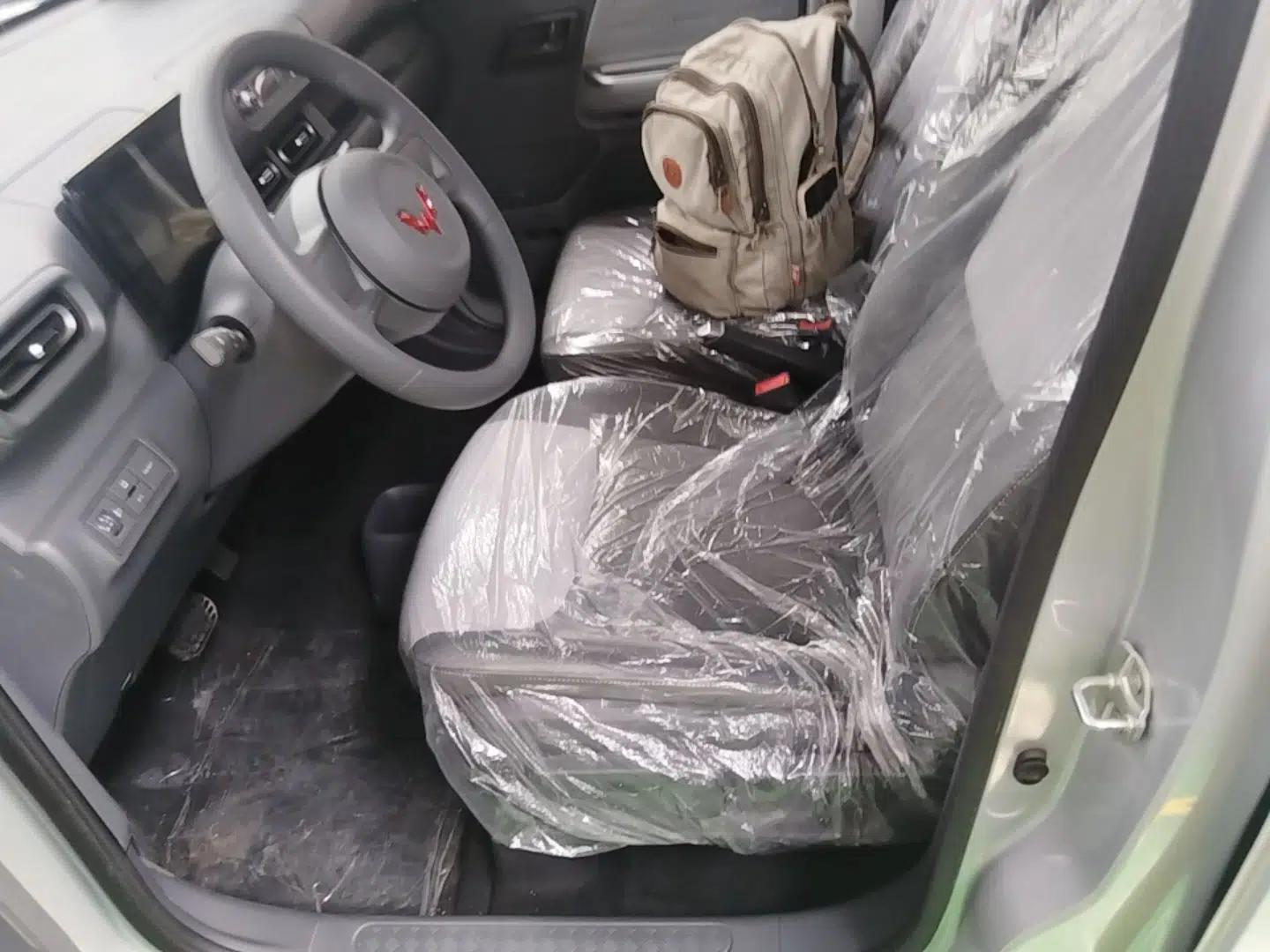 Wuling Zhiguang New Energy 2025 Model 305km Ambitious Edition — миниатюра 17