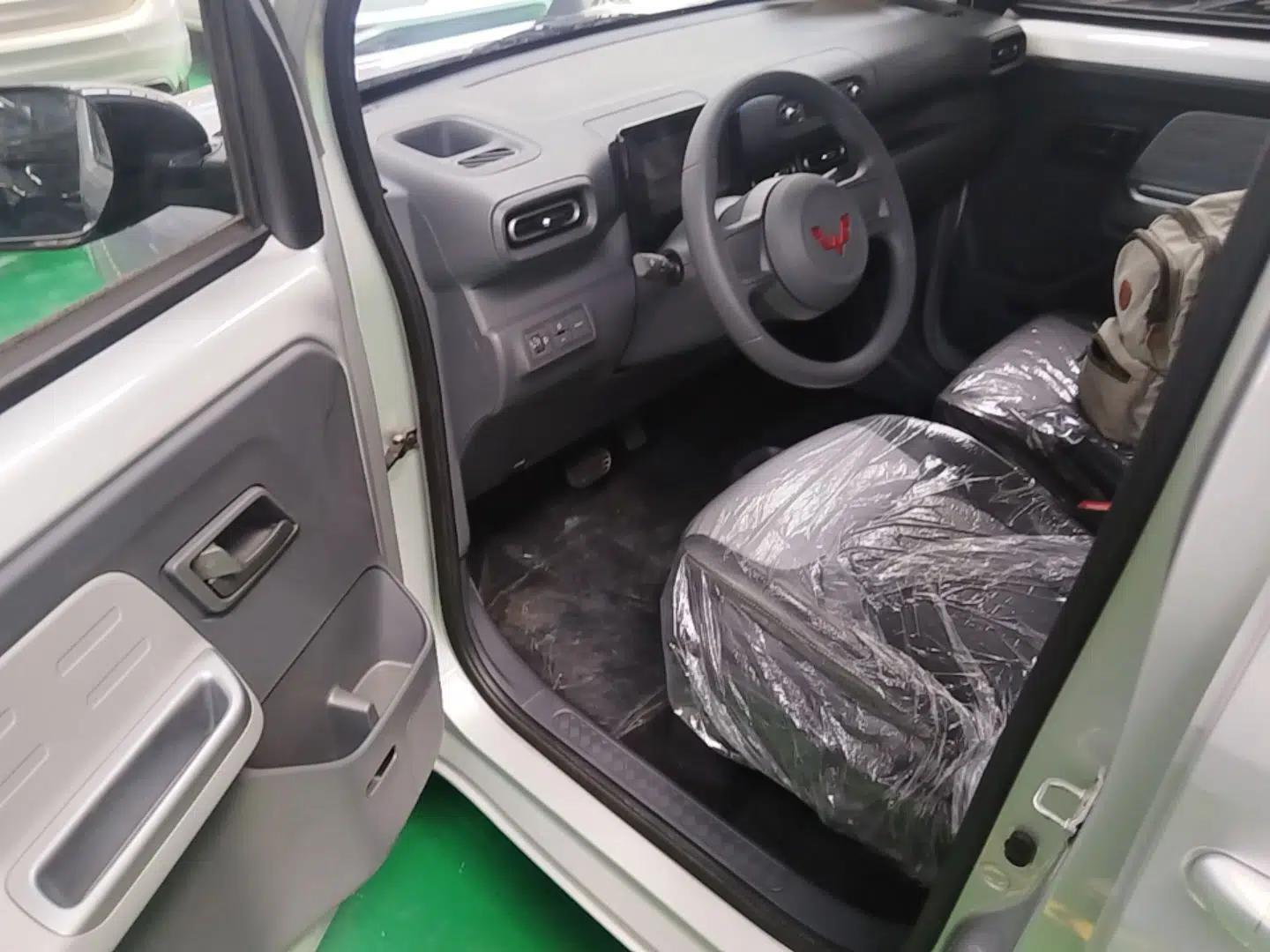 Wuling Zhiguang New Energy 2025 Model 305km Ambitious Edition — миниатюра 18