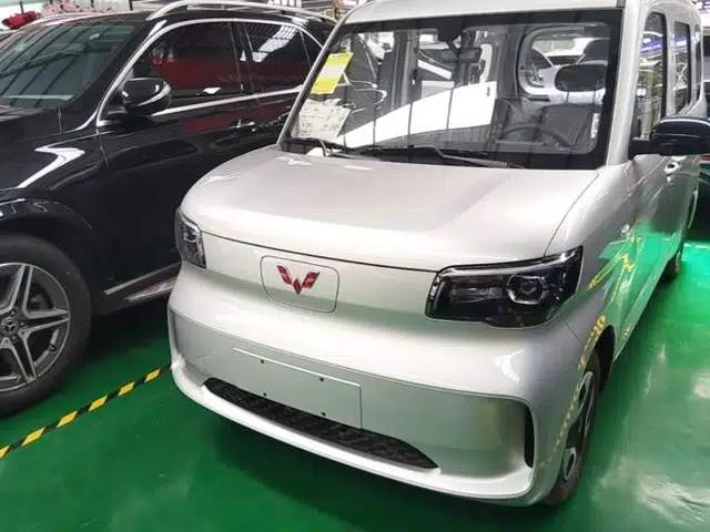 Wuling Zhiguang New Energy 2025 Model 305km Ambitious Edition