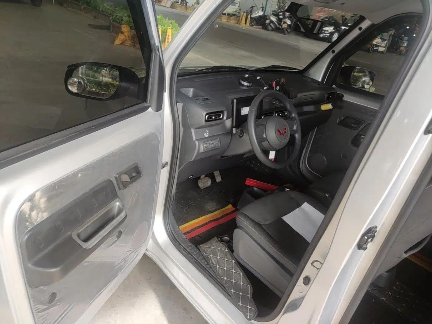 Wuling Zhiguang New Energy 2025 Comfort Model — миниатюра 19