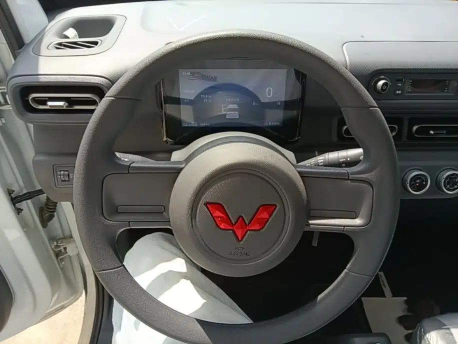 Wuling Zhiguang New Energy 2025 Model 305km Ambitious Edition — миниатюра 14