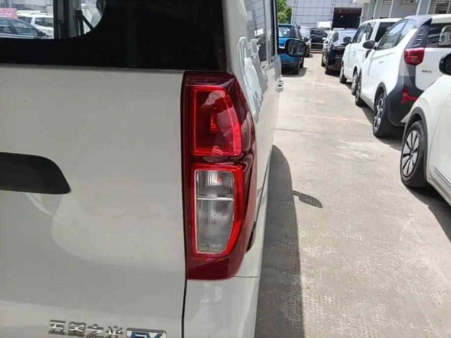 Wuling Zhiguang New Energy 2025 Model 305km Ambitious Edition — миниатюра 7