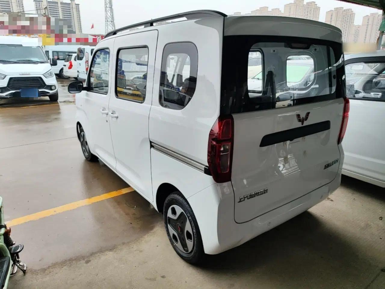 Wuling Zhiguang New Energy 2025 Model 305km Ambitious Edition — миниатюра 7