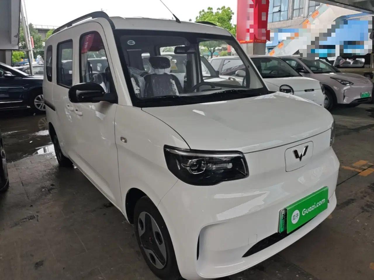 Wuling Zhiguang New Energy 2025 Model 305km Ambitious Edition — миниатюра 3