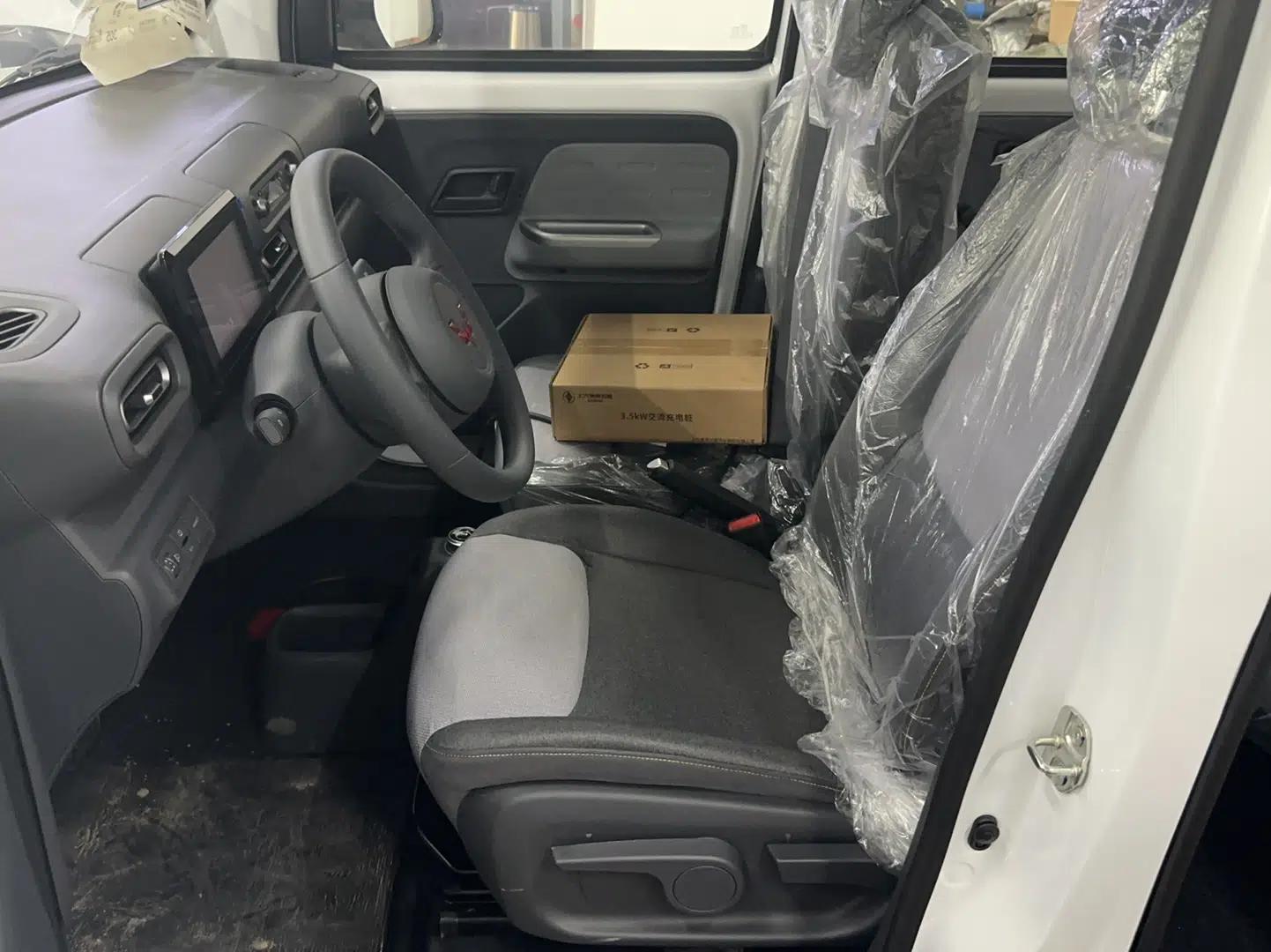 Wuling Zhiguang New Energy 2025 Model 305km Ambitious Edition — миниатюра 20