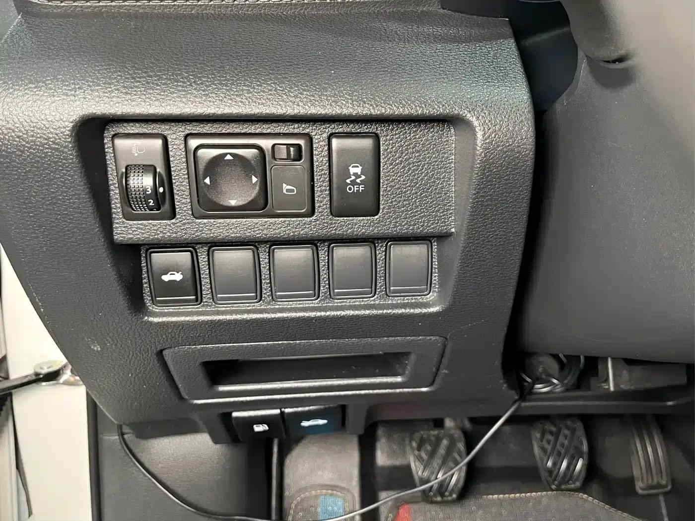 Venucia D60 2019 Model, 100,000 Glory Edition, 1.6L XL Manual Venucia Cool Edition, National V Emission Standard — миниатюра 17