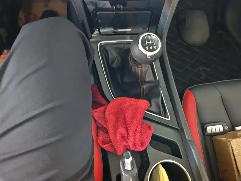Venucia D60 2018 1.6L Manual Intelligent Elite Edition — миниатюра 14