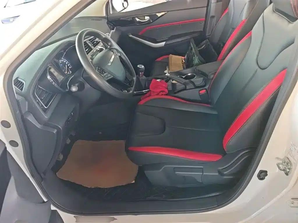 Venucia D60 2018 1.6L Manual Intelligent Elite Edition — миниатюра 15