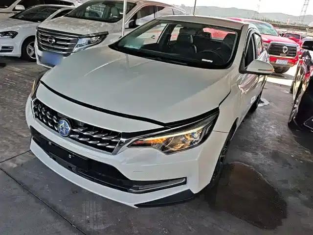 Venucia D60 2018 1.6L Manual Intelligent Elite Edition