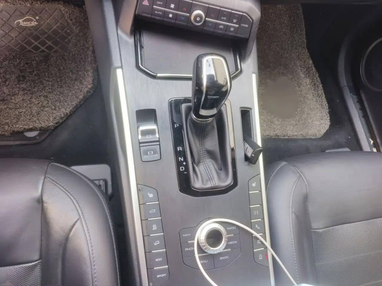 Wey VV7 2017 VV7c 2.0T Flagship Model — миниатюра 11