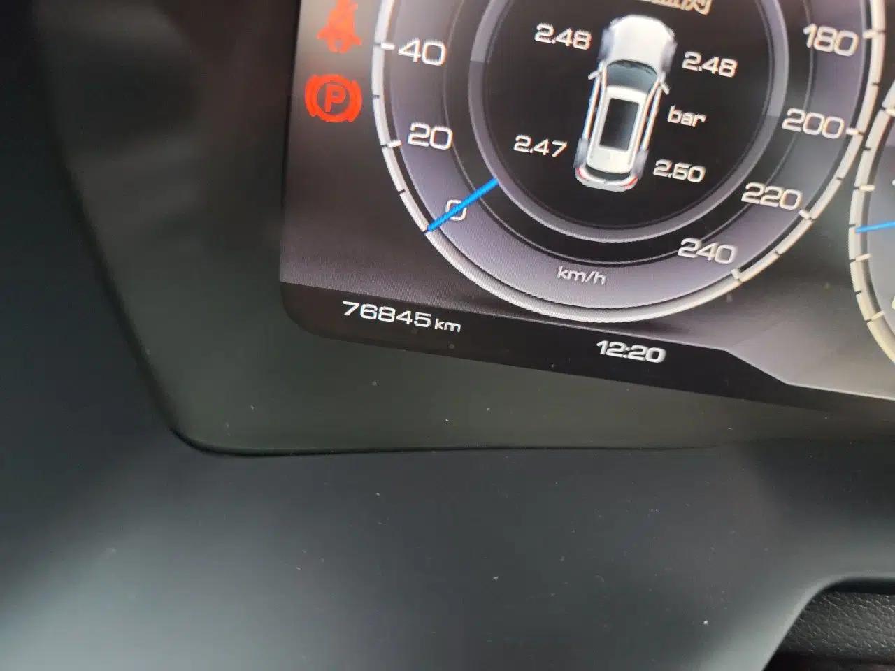 Wey VV7 2019 Upgraded Model 2.0T Ultra-Luxury Version China VI Standard — миниатюра 13