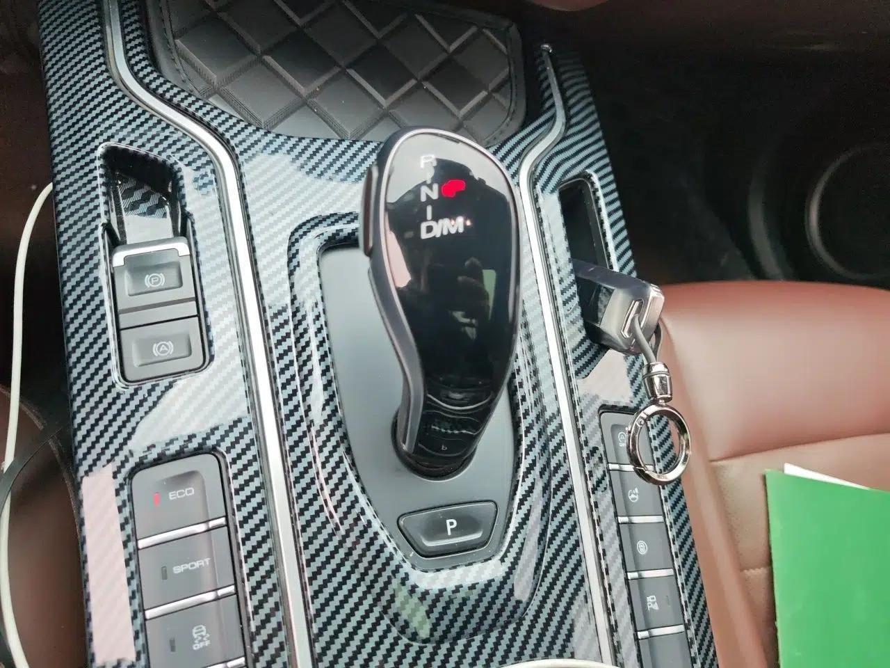 Wey VV7 2019 Upgraded Model 2.0T Ultra-Luxury Version China VI Standard — миниатюра 15