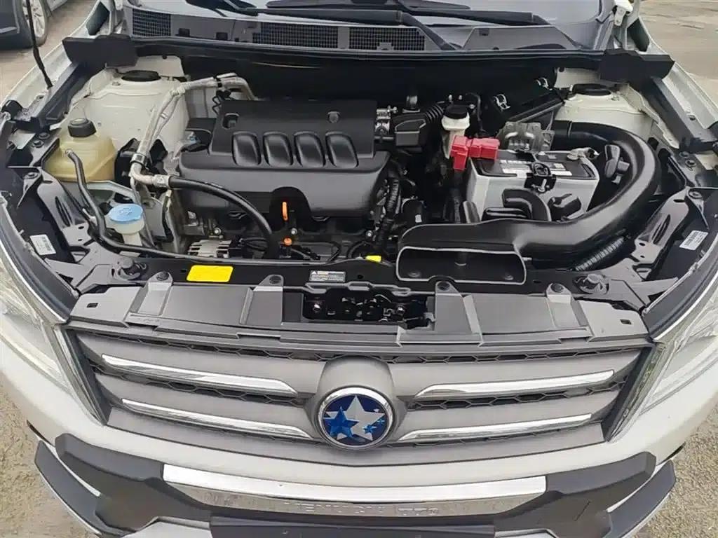 Venucia T70 2015 2.0L CVT Smart Edition — миниатюра 20