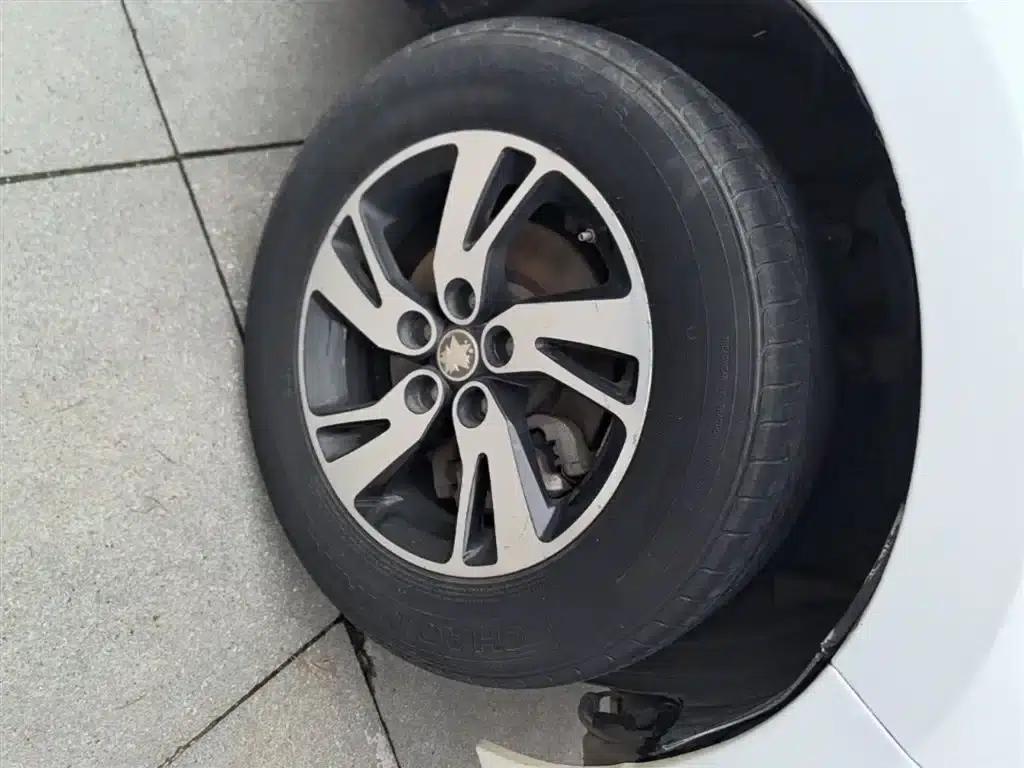 Venucia T70 2016 1.6L Manual Smart Edition — миниатюра 23