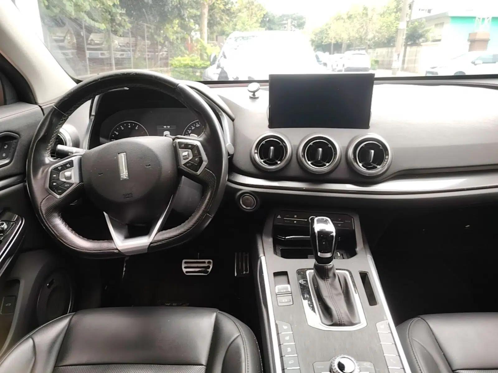 Wey VV5 2017 2.0T Ultra-Luxury Version — миниатюра 12