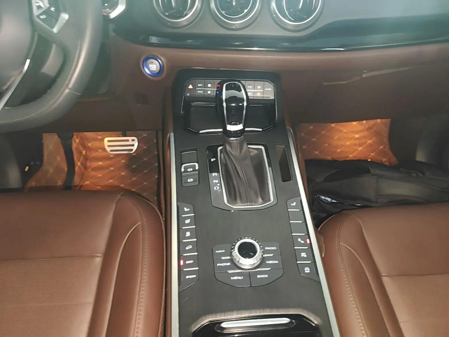 Wey VV5 2017 2.0T Ultra-Luxury Version — миниатюра 17