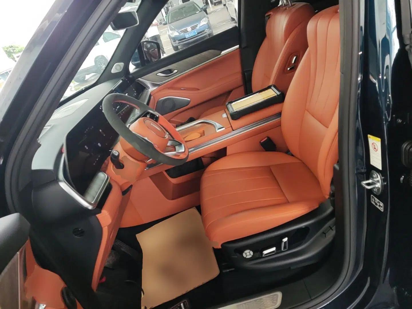 Wey Lanshan 2023 Four-Wheel Drive Ultra-Long Range Version — миниатюра 18