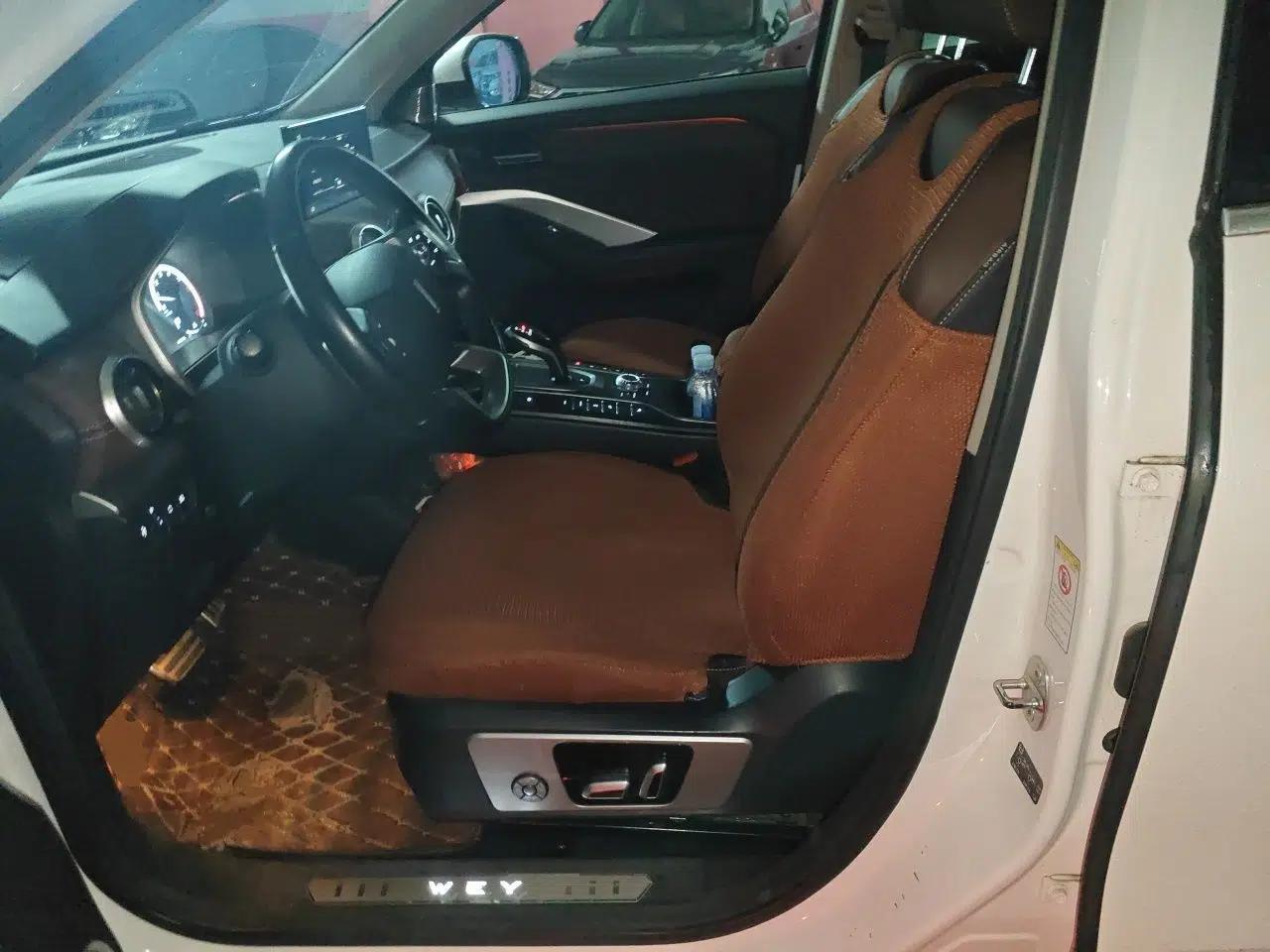 Wey VV6 2018 2.0T Two-Wheel Drive Luxury Version China V Standard — миниатюра 16