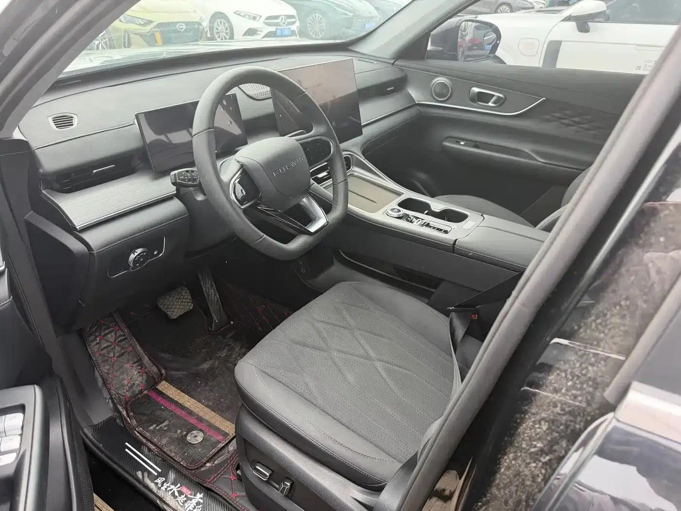 Fengyun T8 2025 1.5T 130km Comfort Edition 7-seater — миниатюра 4
