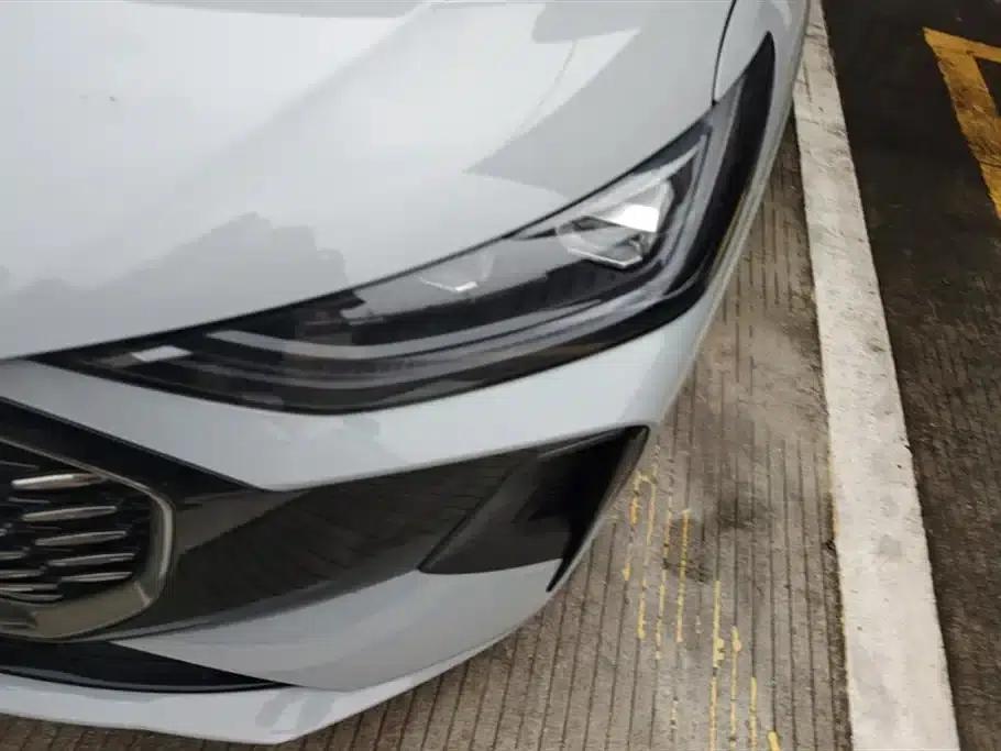 Fengyun A8L 2025 1.5TGDI 145km Luxury Edition — миниатюра 5