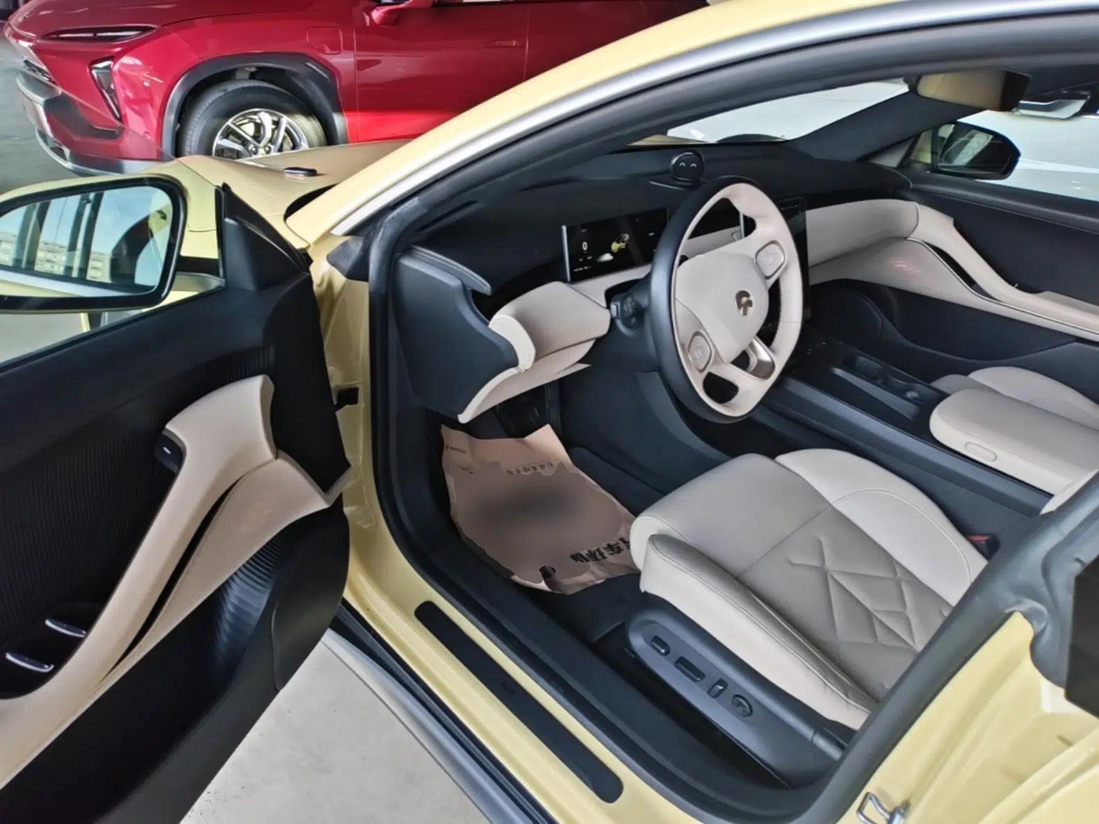 Nio ET5 2022 75 kWh — миниатюра 18