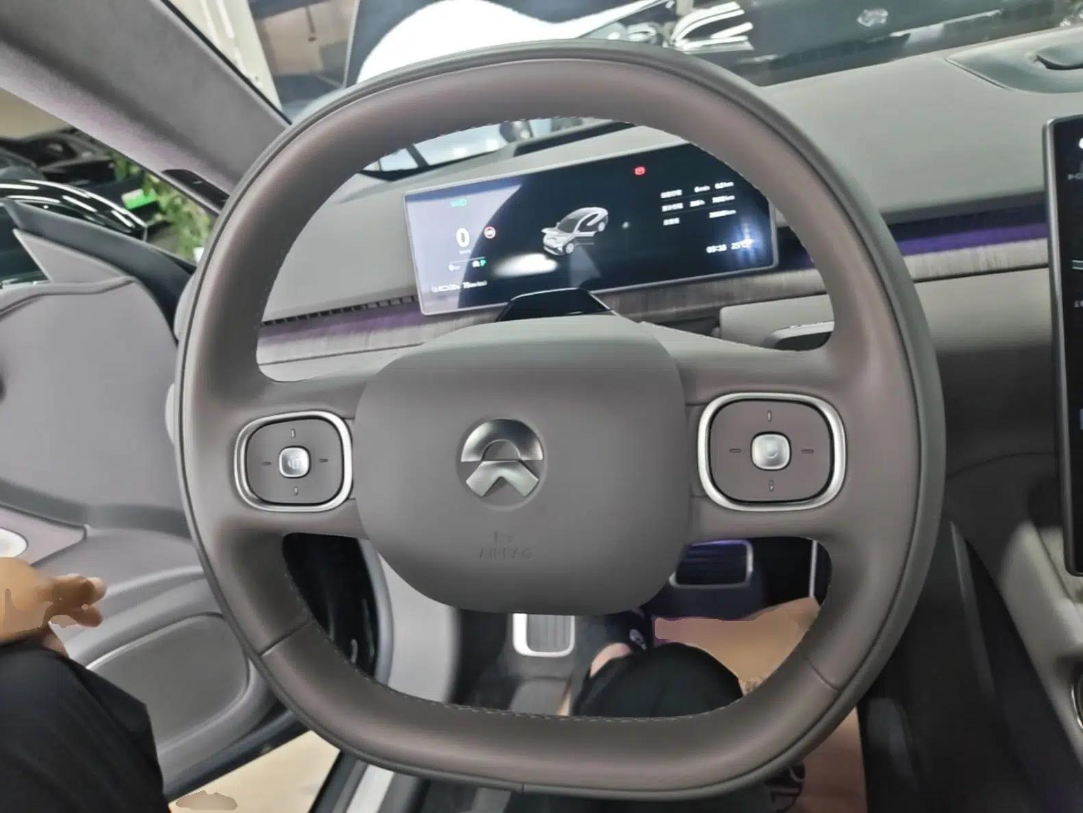 Nio ET7 2024 75 kWh Executive Signature Edition — миниатюра 14