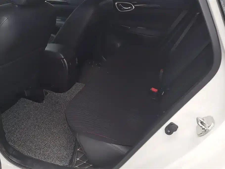 Nissan Sylphy 2019 1.6XV CVT Smart Connect Premium Edition (National V Emission Standard) — миниатюра 11