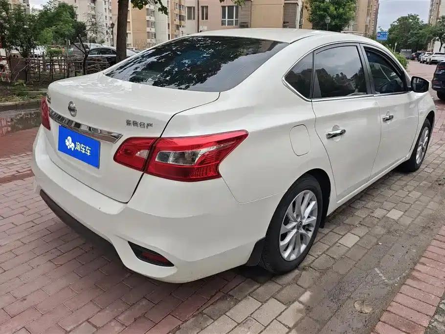 Nissan Sylphy 2022 Classic 1.6XE CVT Comfort Edition — миниатюра 3