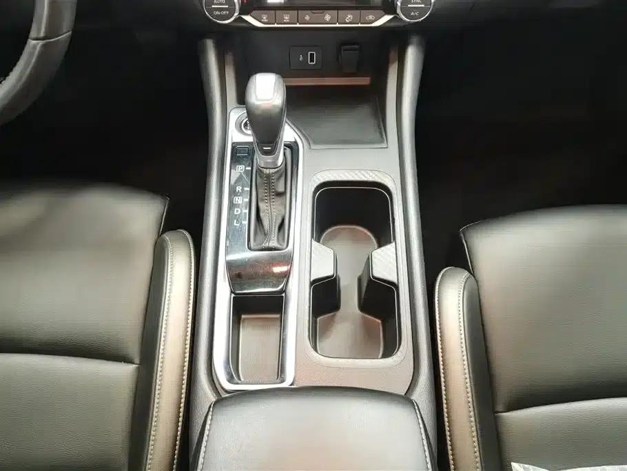 Nissan Sylphy 2021 1.6L XL CVT Smart Edition — миниатюра 16