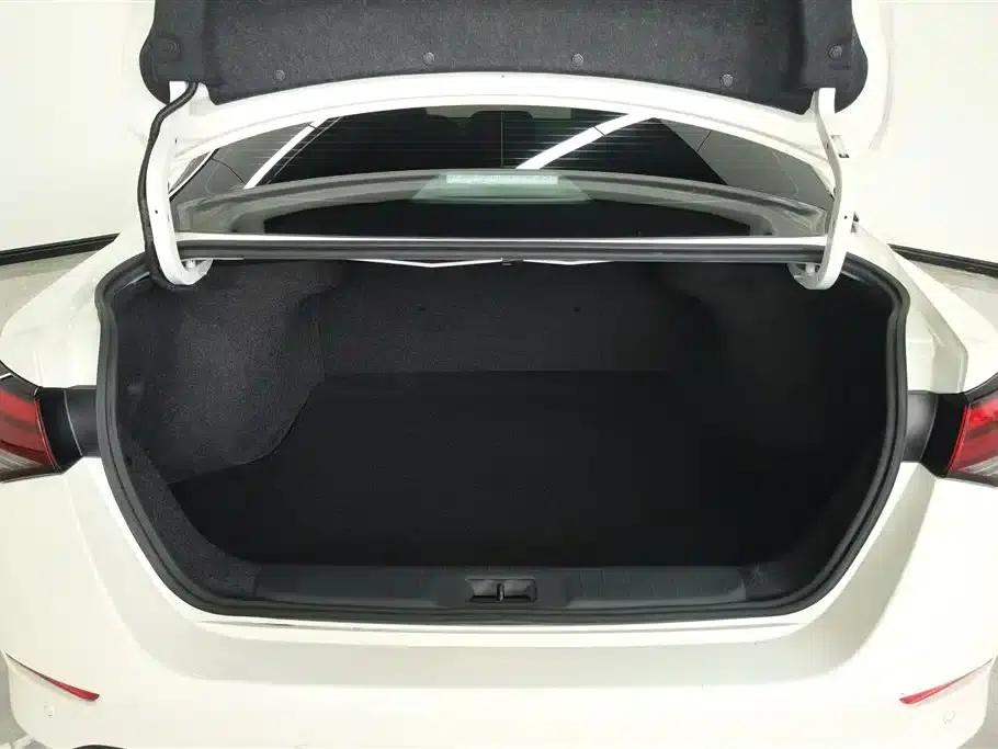 Nissan Sylphy 2021 1.6L XL CVT Smart Edition — миниатюра 4