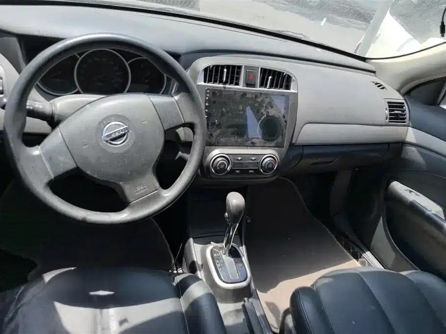 Nissan Sylphy 2018 Classic 1.6XE+ CVT Luxury Edition — миниатюра 12