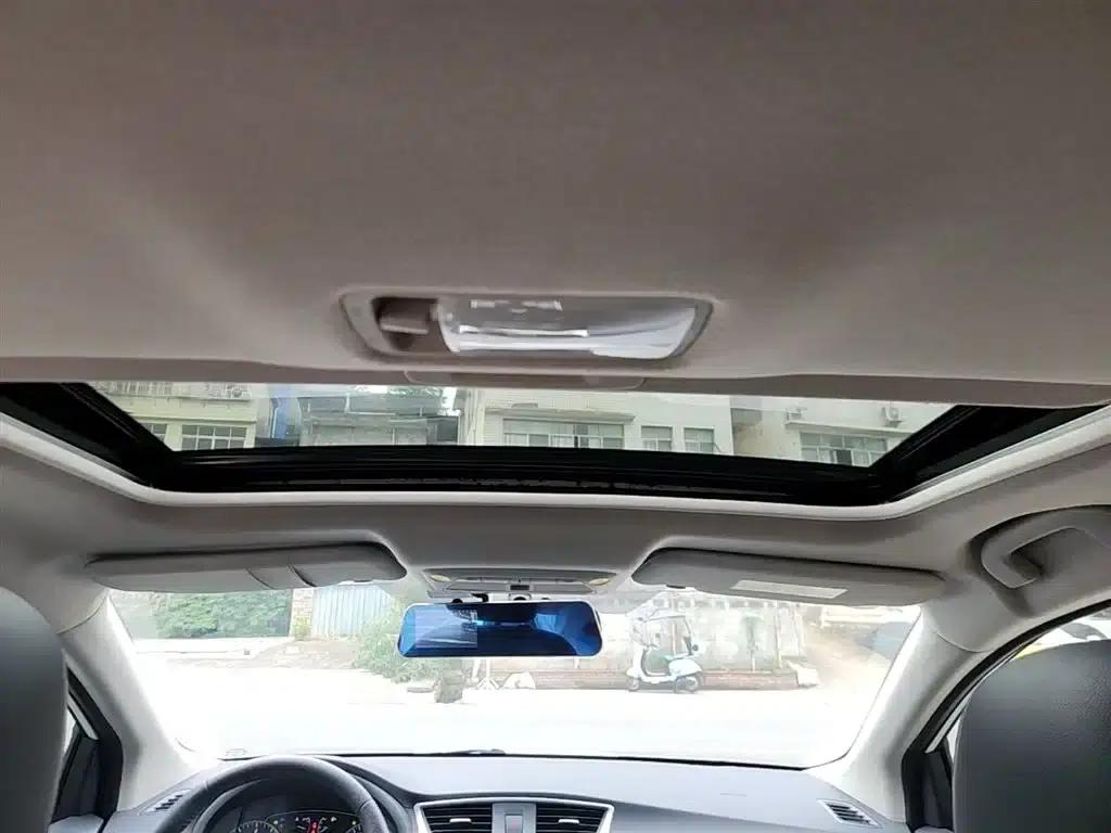 Nissan Sylphy 2019 1.6XV CVT Smart Connect Premium Edition (China VI Emission Standard) — миниатюра 18