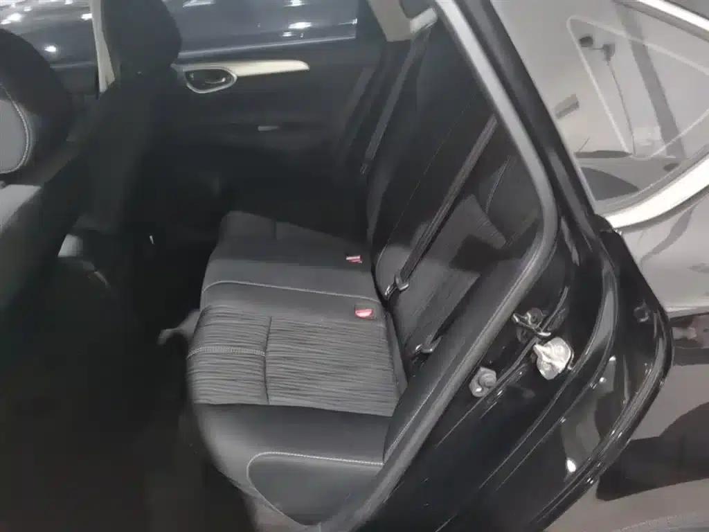 Nissan Sylphy 2022 Classic 1.6XE CVT Comfort Edition — миниатюра 17