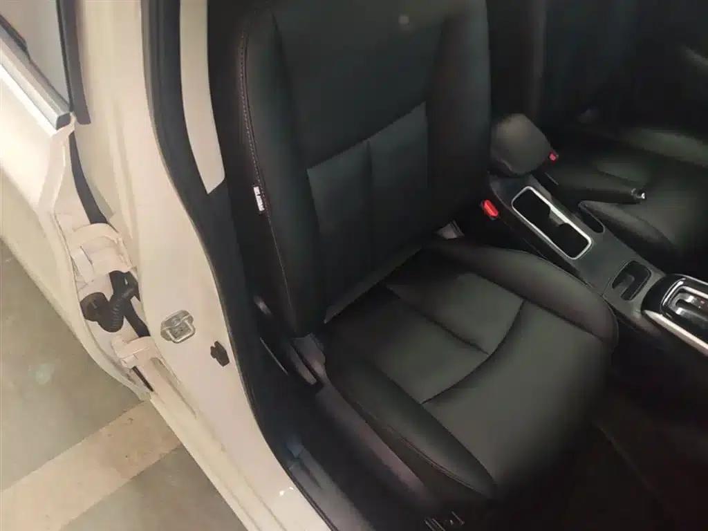 Nissan Sylphy 2021 Classic 1.6XL CVT Luxury Edition — миниатюра 25