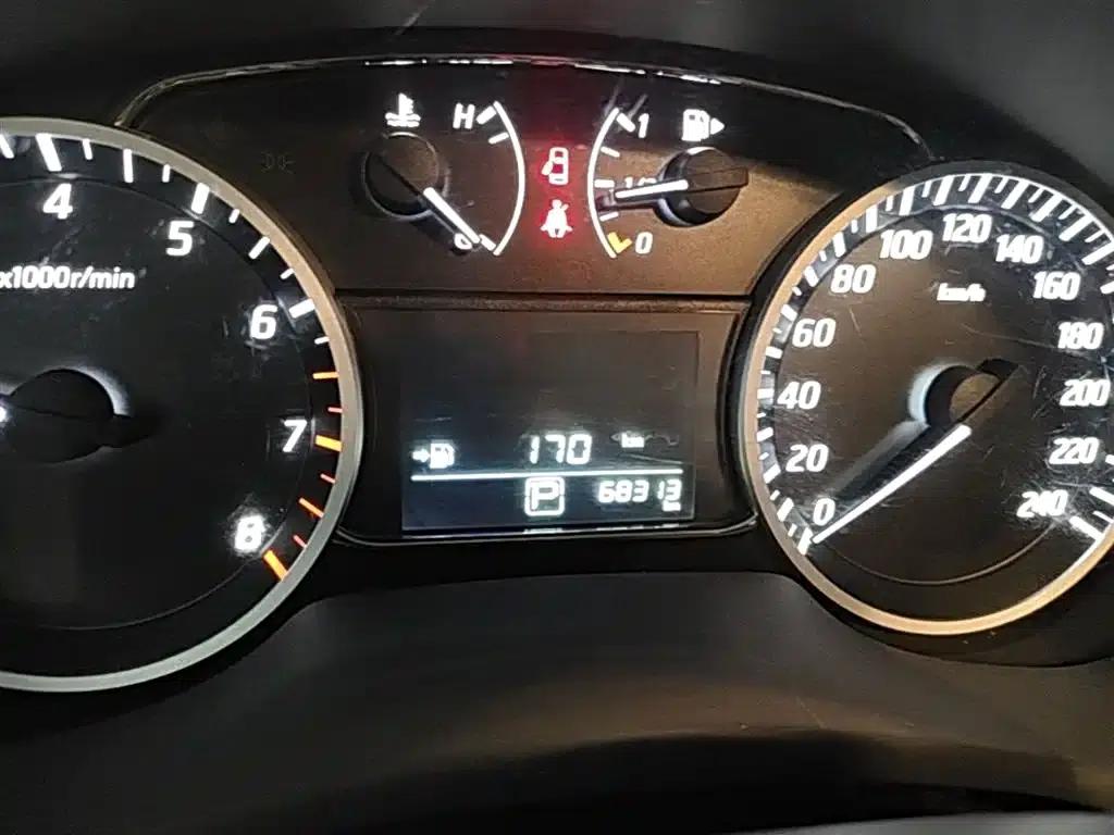 Nissan Sylphy 2021 Classic 1.6XL CVT Luxury Edition — миниатюра 12