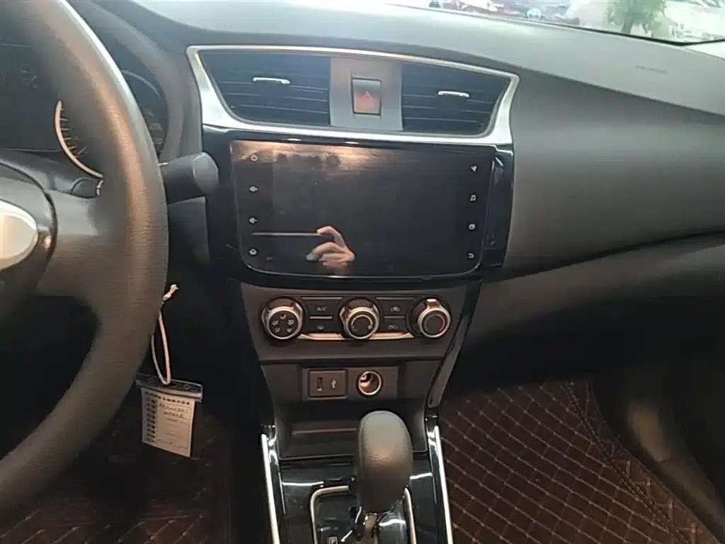 Nissan Sylphy 2021 Classic 1.6XL CVT Luxury Edition — миниатюра 13