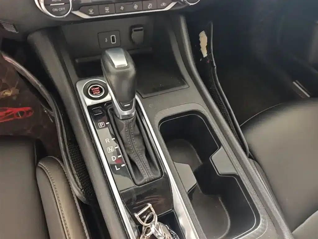 Nissan Sylphy 2021 1.6L XL CVT Enjoy Edition — миниатюра 14