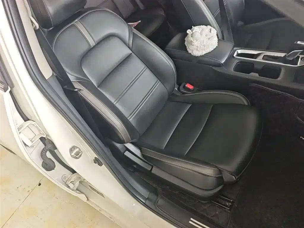 Nissan Sylphy 2021 1.6L XL CVT Enjoy Edition — миниатюра 25