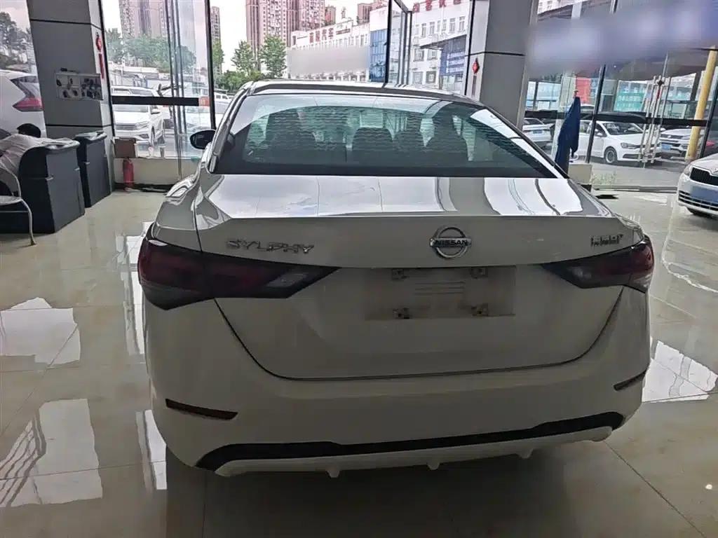 Nissan Sylphy 2021 1.6L XL CVT Enjoy Edition — миниатюра 6