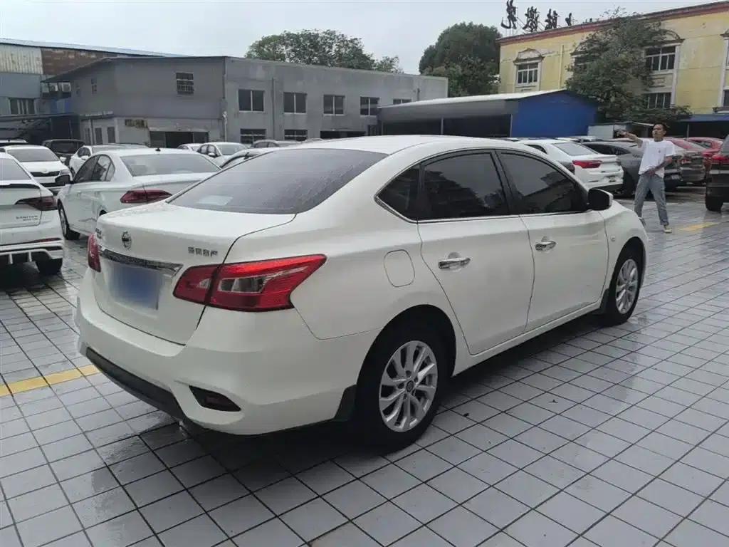Nissan Sylphy 2021 Classic 1.6XL CVT Luxury Edition — миниатюра 7
