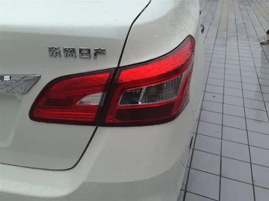 Nissan Sylphy 2021 Classic 1.6XL CVT Luxury Edition — миниатюра 8