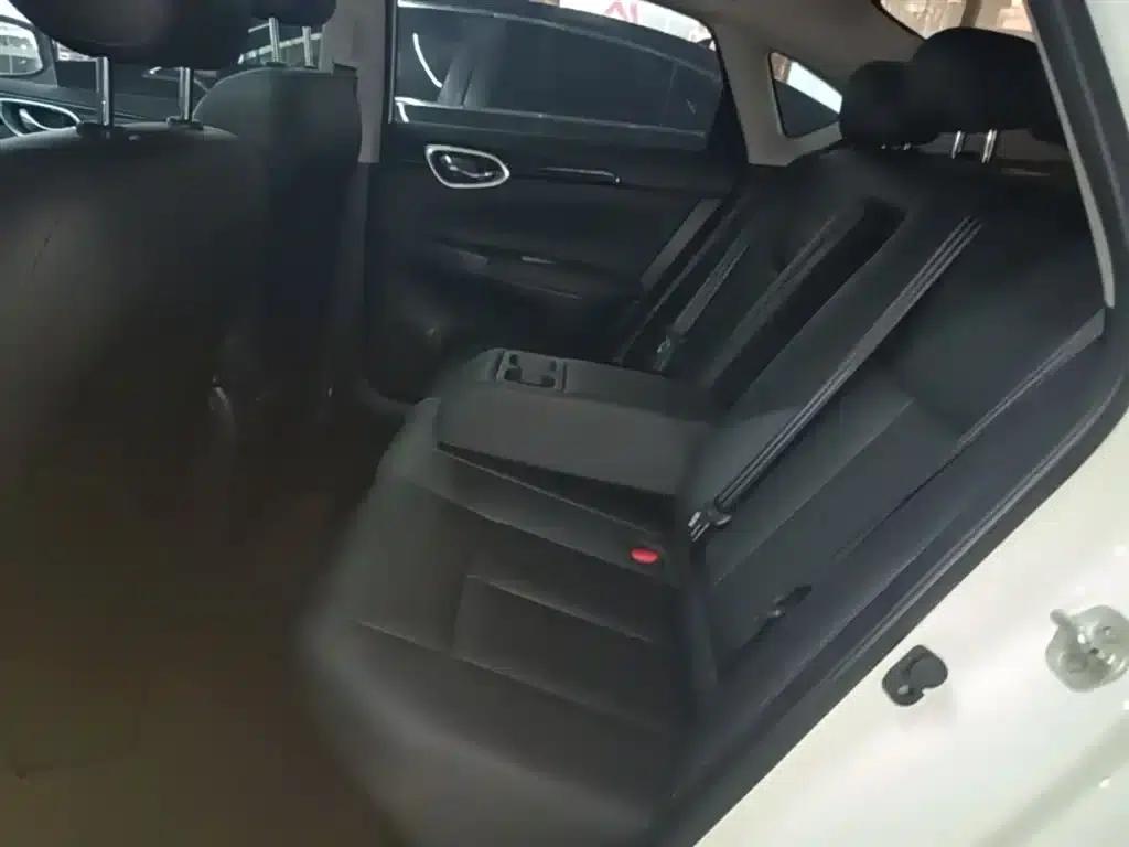 Nissan Sylphy 2022 Classic 1.6XL CVT Luxury Edition — миниатюра 17