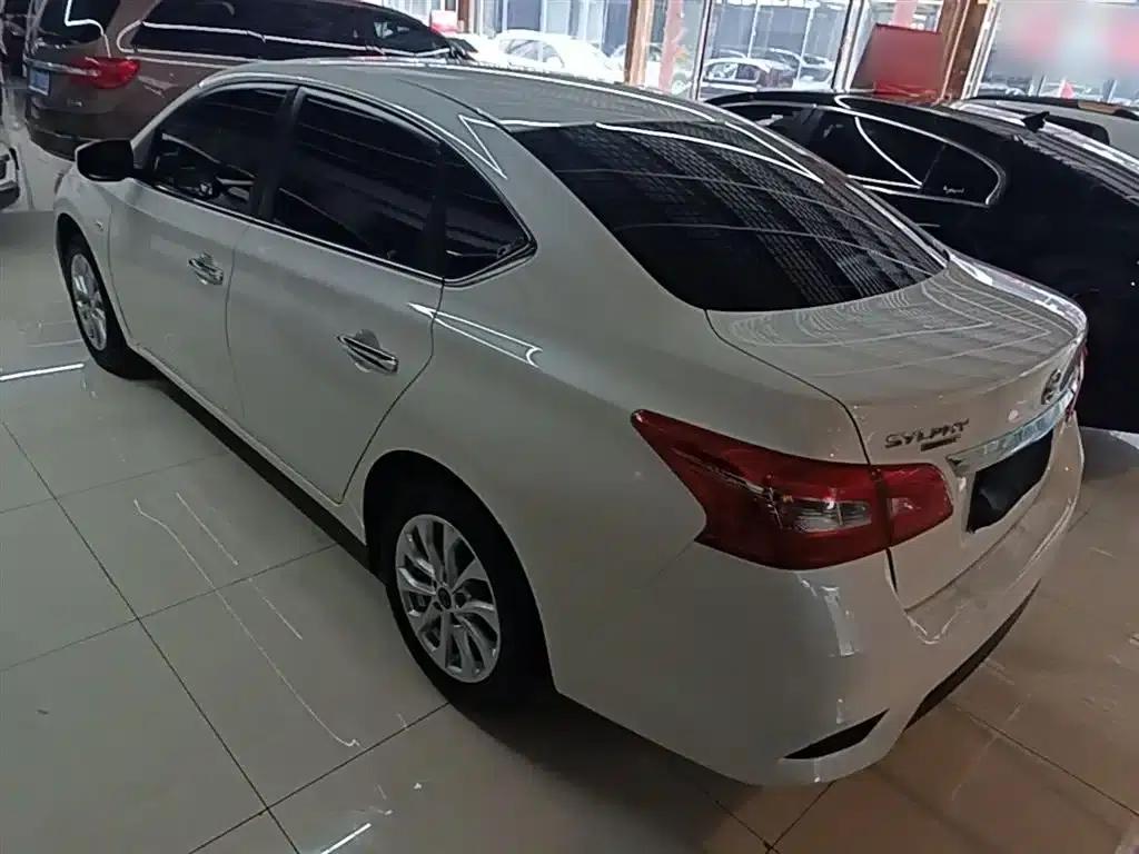 Nissan Sylphy 2022 Classic 1.6XL CVT Luxury Edition — миниатюра 5