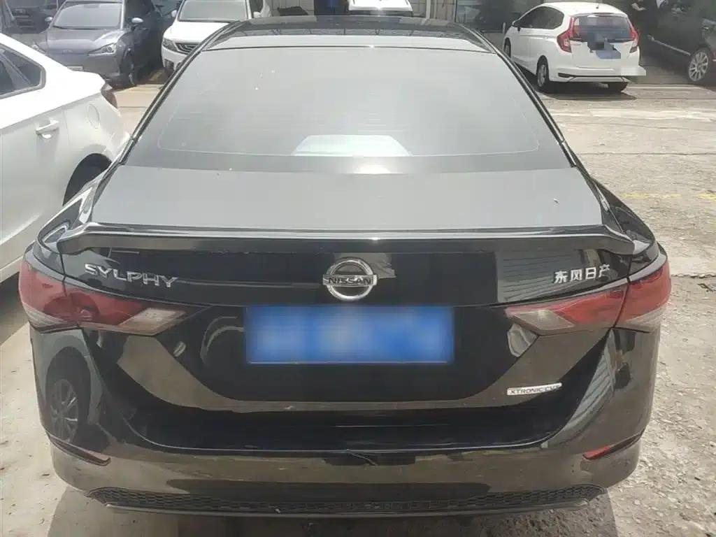 Nissan Sylphy 2020 1.6L XL CVT Enjoy Edition — миниатюра 6