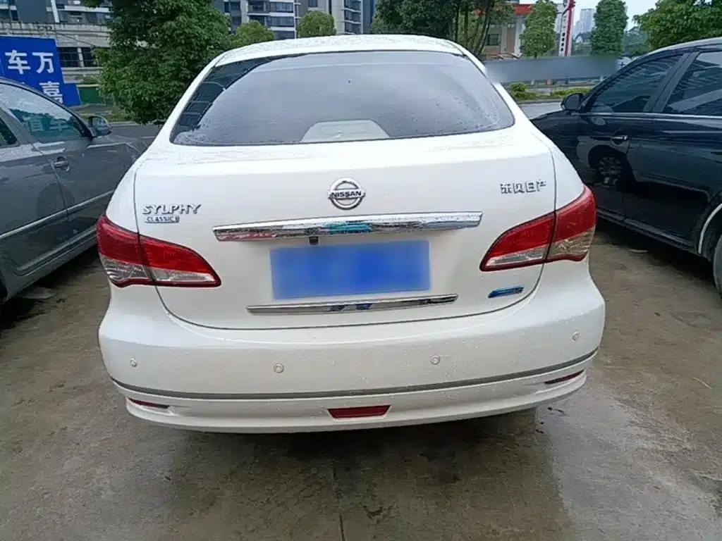 Nissan Sylphy 2016 Classic 1.6XE Manual Comfort Edition — миниатюра 6