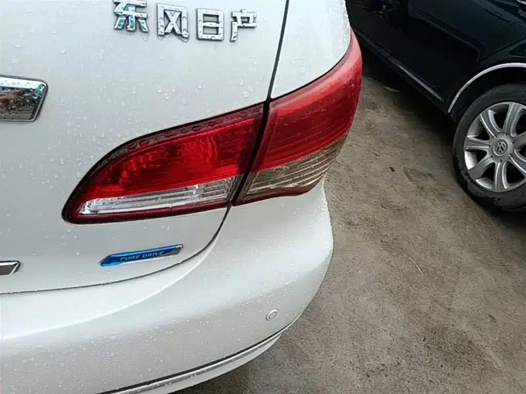 Nissan Sylphy 2016 Classic 1.6XE Manual Comfort Edition — миниатюра 8